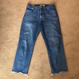 Levi’s Wedgie Straight Cropped Blue Jeans Size 27